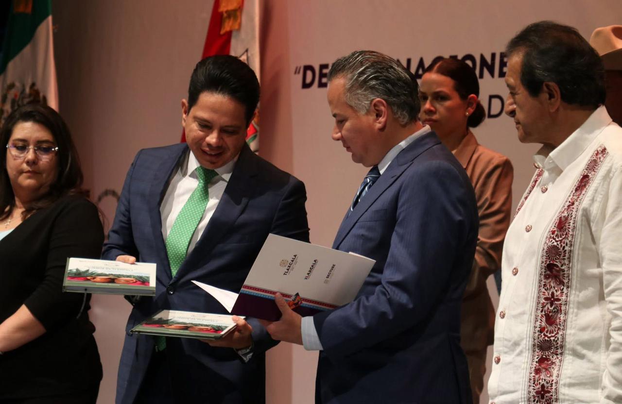 Avanza gobierno del estado para reconocer al pulque tlaxcalteca como producto con identidad y valor de origen